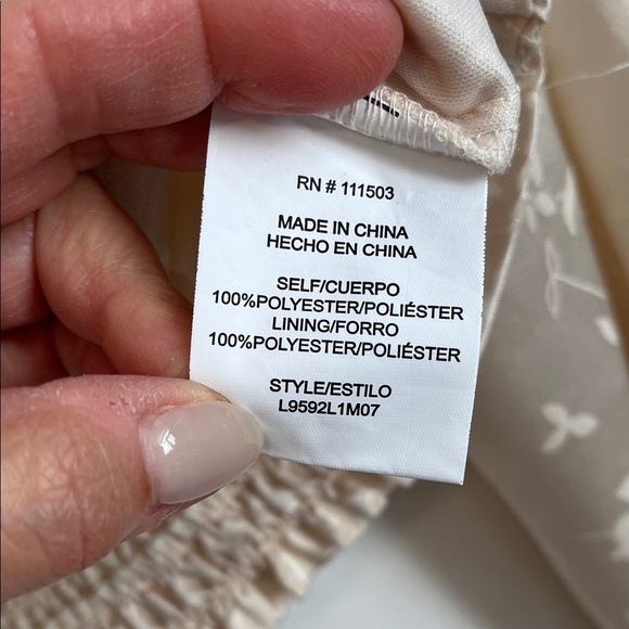 June & Hudson NWOT Cream Ruched Puff Criss Cross Closure Bohemian Blouse, Size L - Picture 11 of 12